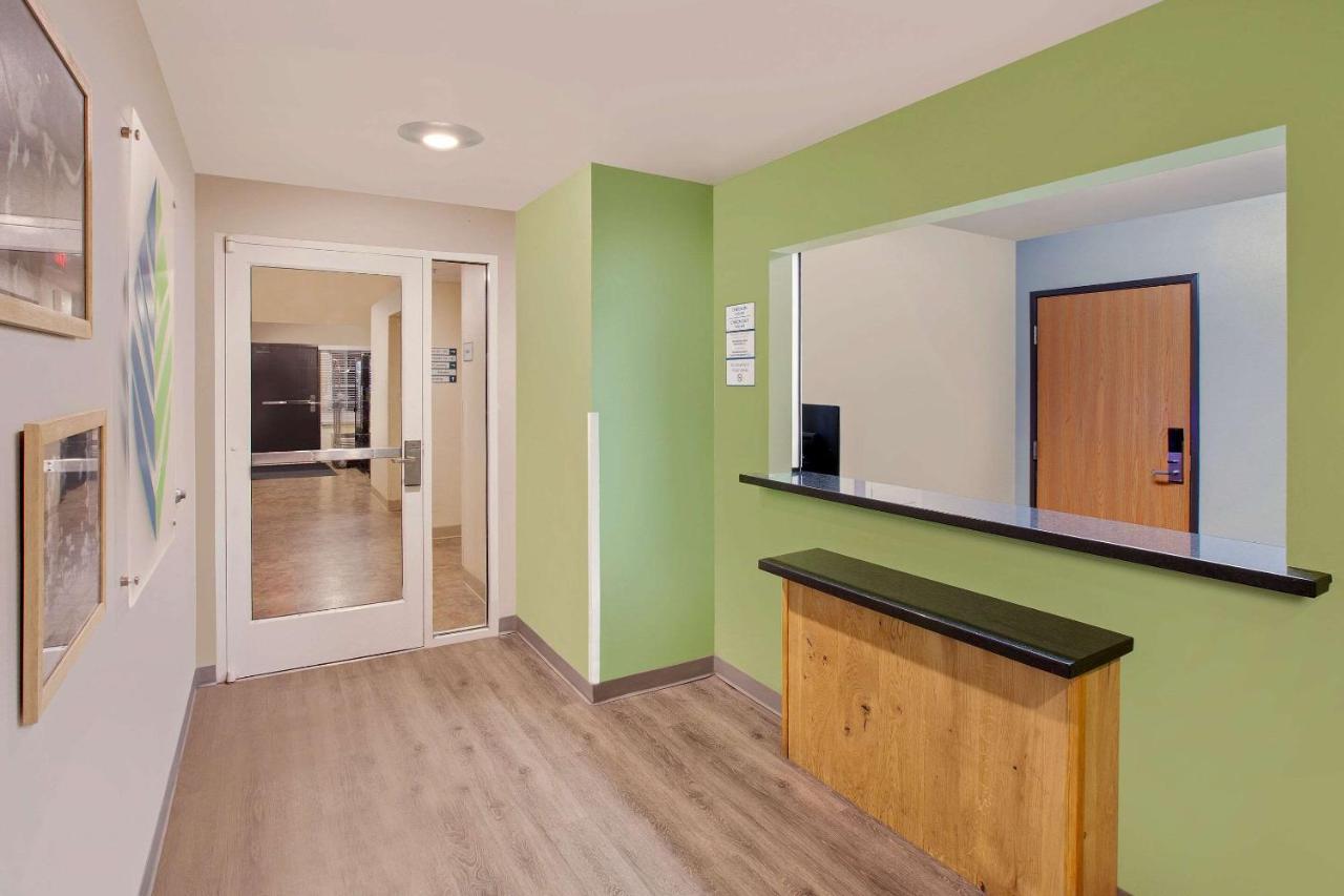 Woodspring Hotel 2*