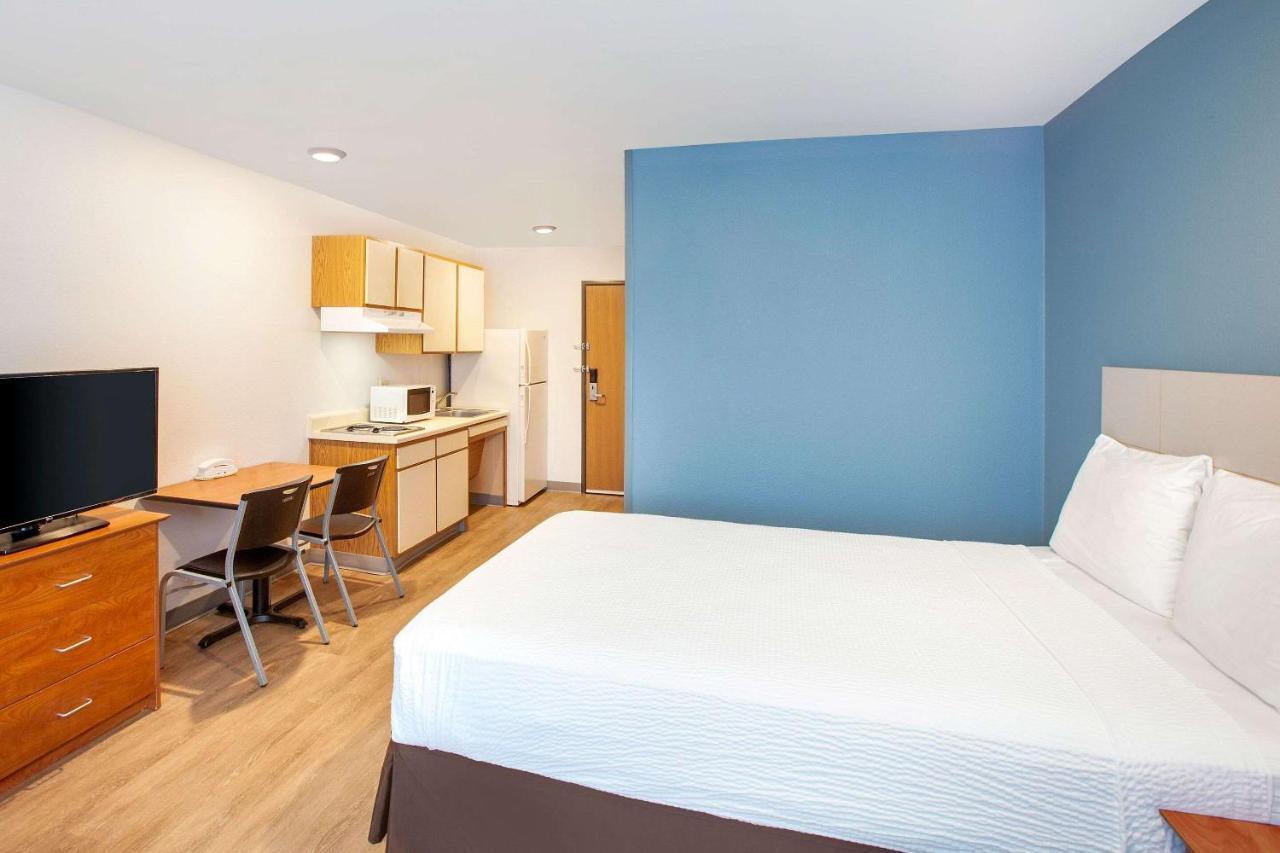 Hotel Woodspring 2*