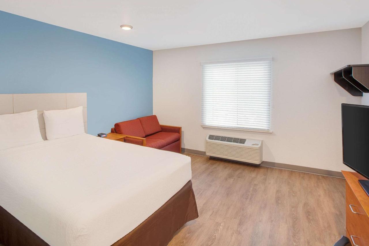 Woodspring Hotel 2*