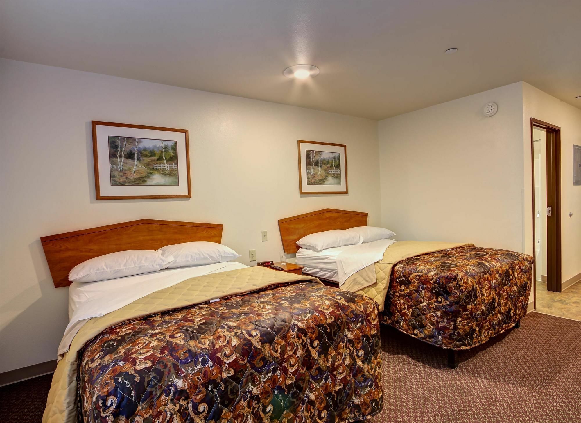 Hotel Woodspring 2*